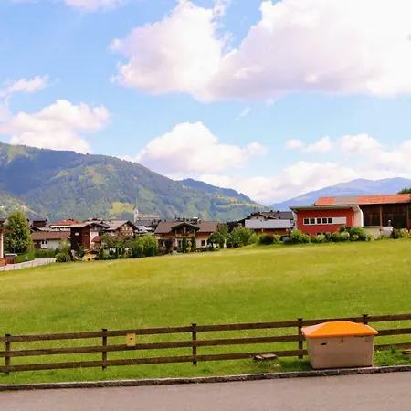 Green Wall Apartment Kaprun Apartament *