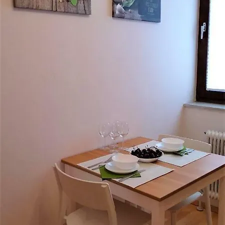 Green Wall Apartment Kaprun *